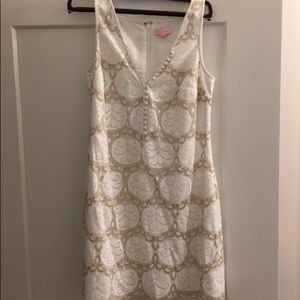 Lilly Pulitzer size 8. Excellent used condition